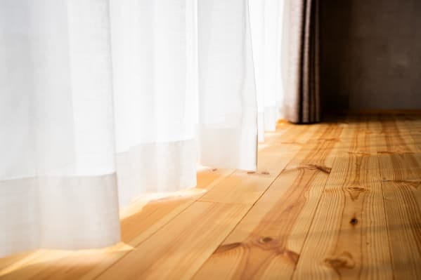 無垢の床材